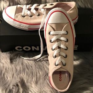 💕Brand New 💕Converse